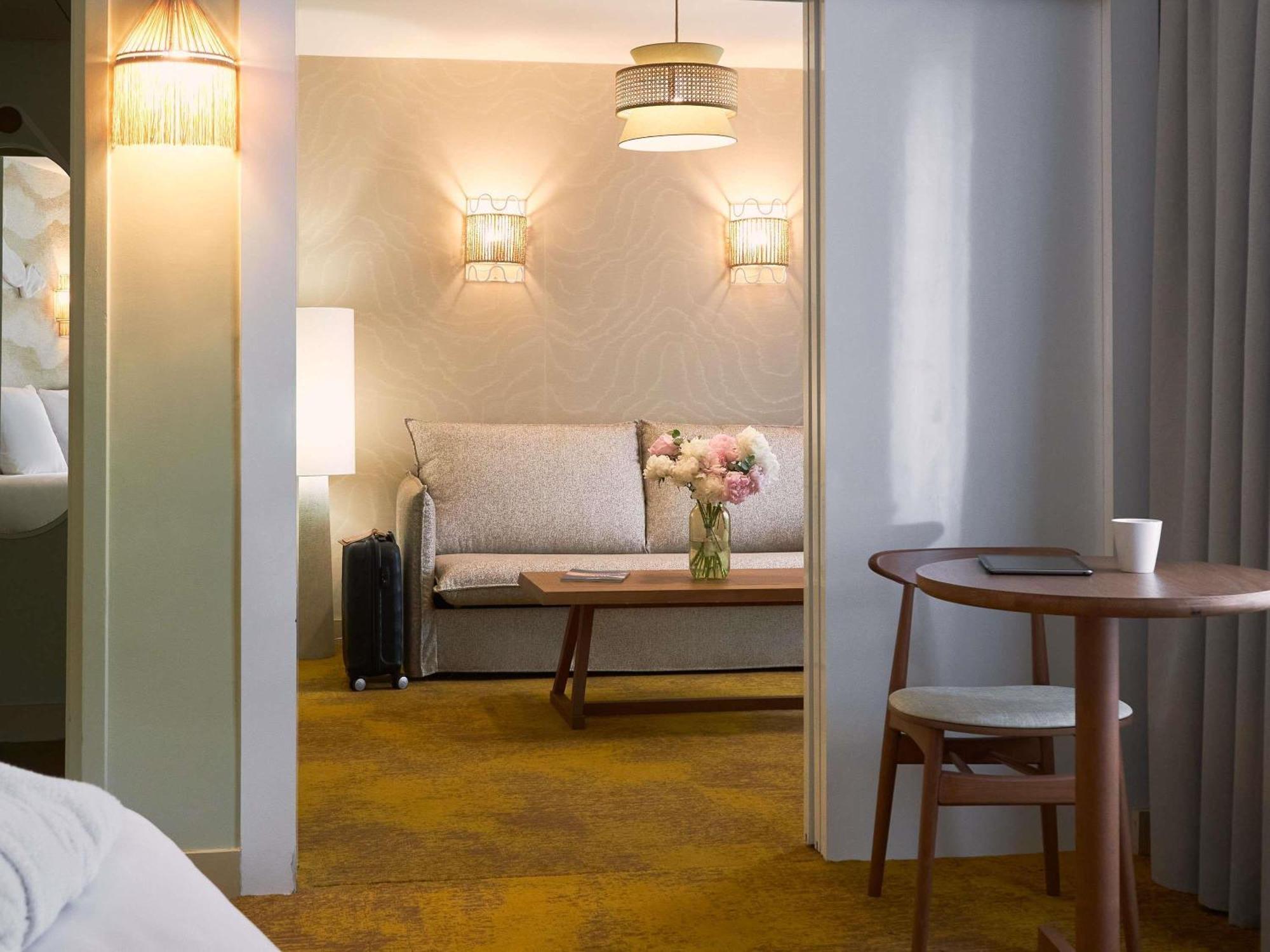 Suite One Double Bed One Double Sofa Bed